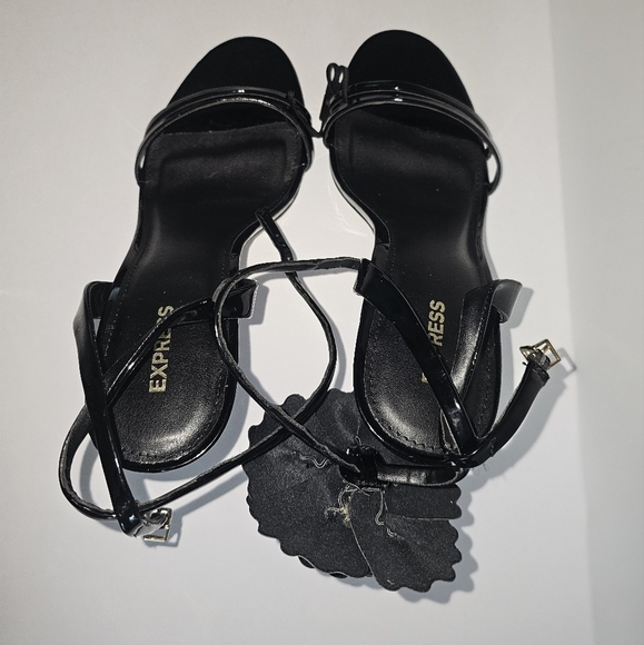 Express Patten Leather High Heel Rose Decal Sandal - Picture 7 of 7